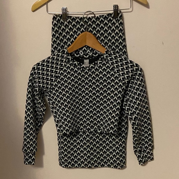 Brand new (no tags) American-Apparel top/skirt set - Picture 3 of 8